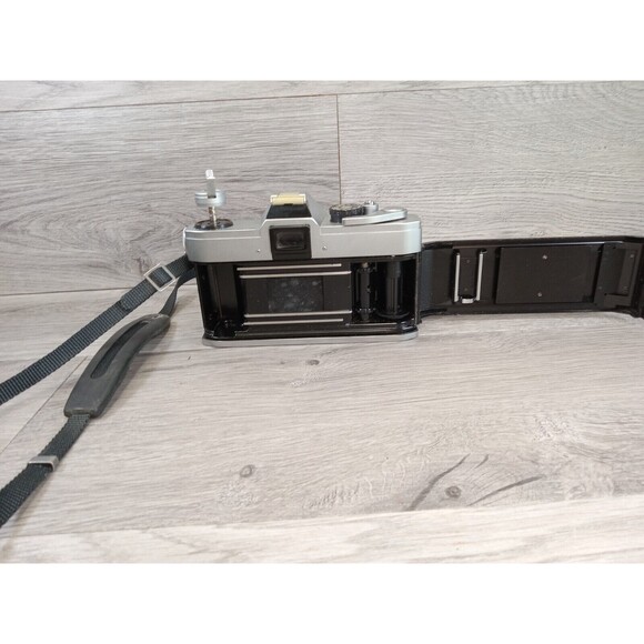 Canon TX 35MM Film Camera Body Only Untested Parts Or Repair - Picture 11 of 13